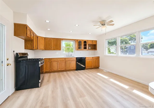 5th image of 290 Eastwood Blvd, Brookhaven, NY 11720 | MLS# 1018799