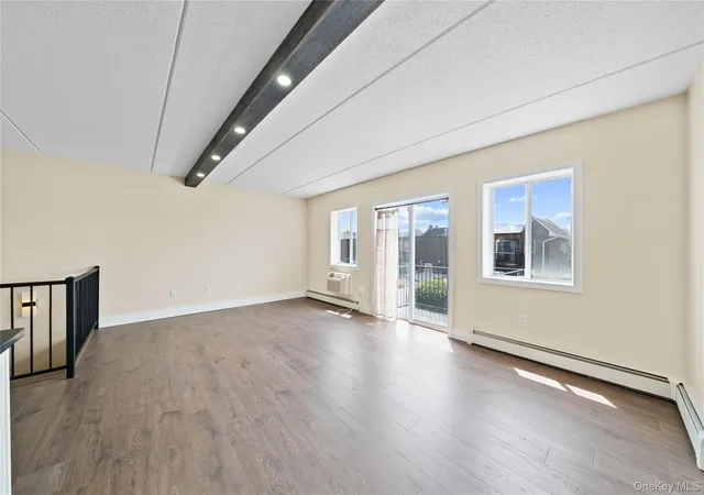Photo 3 of Single family home for sale at 195 Beach 60th St, New York, NY 11692 | MLS# 1018834 | Listing updated on 2026-09-13