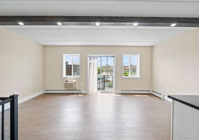 Photo 4 of Single family home for sale at 195 Beach 60th St, New York, NY 11692 | MLS# 1018834 | Listing updated on 2026-09-13