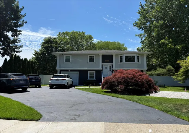 Photo 3 of Single family home for sale at 1280 Church St, Bohemia, NY 11716 | MLS# 1018842 | Listing updated on 2026-07-07