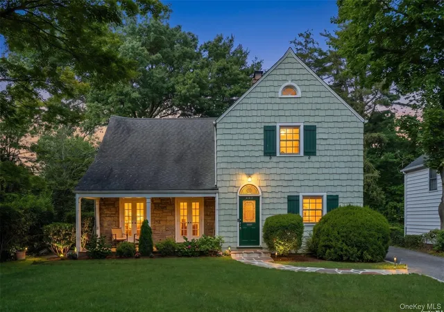 Homes for sale in Scarsdale, NY | 224 Mamaroneck Rd, Scarsdale, NY 10583 | MLS# 1018862