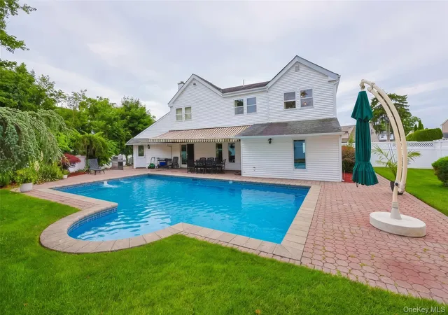 3rd image of 79 Constellation Rd, Hempstead, NY 11756 | MLS# 1018872