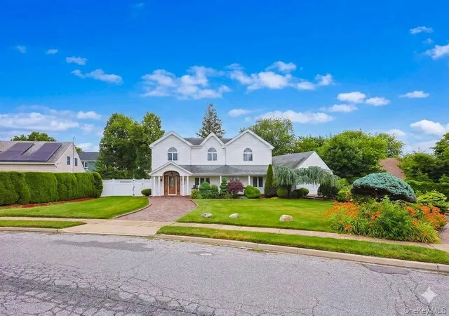 29th image of 79 Constellation Rd, Hempstead, NY 11756 | MLS# 1018872