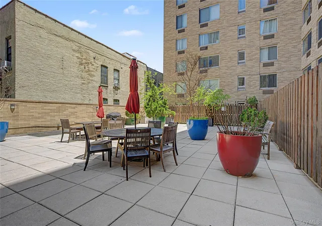 2nd image of 68 Bradhurst Ave, New York, NY 10039