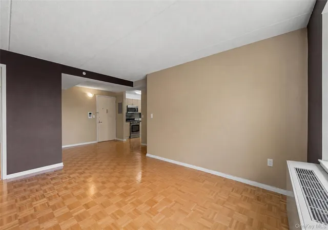 Listing Photo 4 - Condo for sale in building located at 68 Bradhurst Ave, New York City, NY 10039 - Unit #5W
