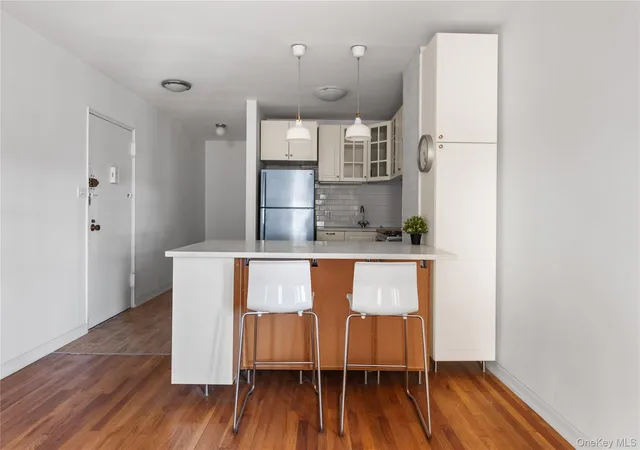 Homes for sale in New York, NY | 1625 Emmons Ave #3A, New York, NY 11235 | MLS# 1018893