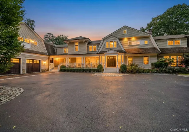Photo 2 of Mansion for sale at 192 Burtis Ln, Oyster Bay, NY 11791 | MLS# 1018900 | Listing updated on 2026-10-07