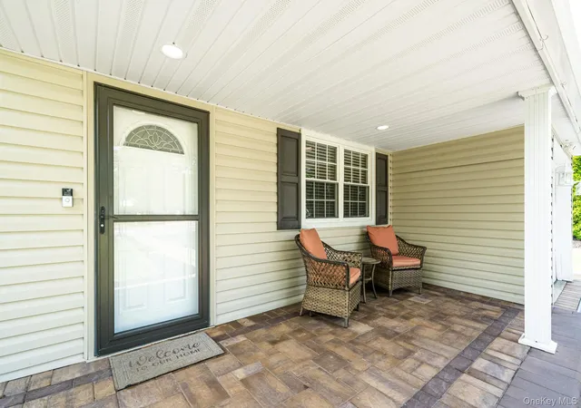 4th image of 320 Peconic Ave, Medford, NY 11763 | MLS# 1018904
