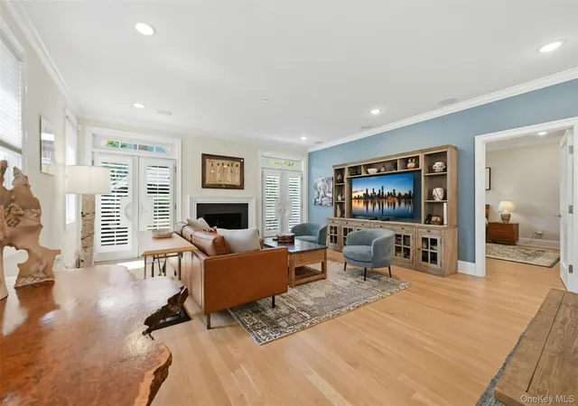 3rd image of 227 Coach Dr, Huntington, NY 11797 | MLS# 1018917