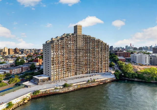 Homes for sale in New York, NY | 25 40 Shore Boulevard, New York, NY 11102 | Houzeo