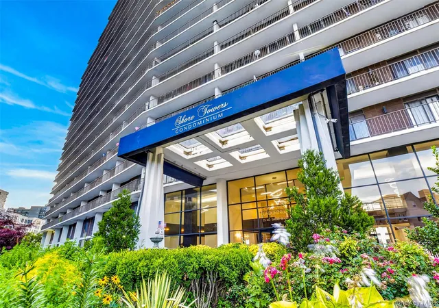 Homes for sale in New York, NY | 25 40 Shore Blvd #15Q, New York, NY 11102 | MLS# 1018923