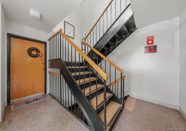 Listing Photo 5 - Condo for sale in building located at 9 Barnett Dr, Monroe, NY 10950 - Unit #102