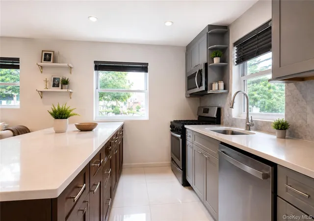 5th image of 2686 E 12Th Street, Brooklyn, NY 11235 | MLS# 1018965