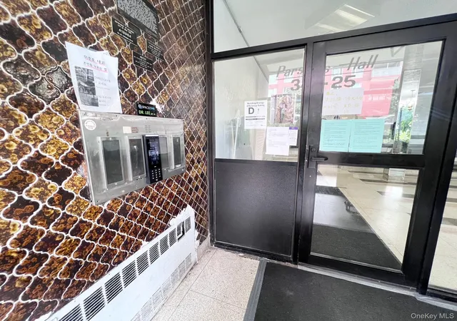 3rd image of 38-25 Parsons Blvd, New York, NY 11354
