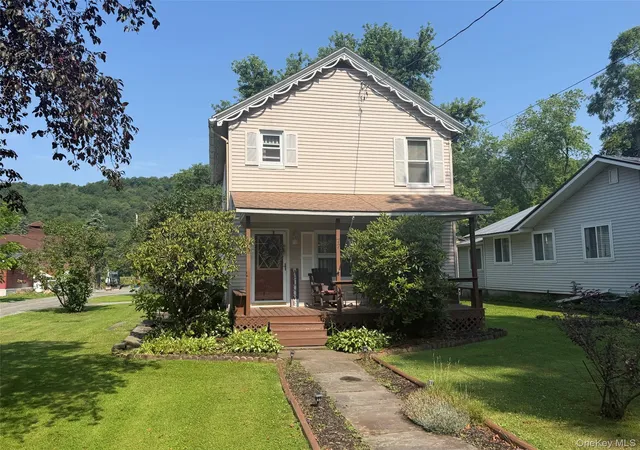 Homes for sale in Rockland, NY | 77 Rockland Rd, Rockland, NY 12776 | MLS# 1019004