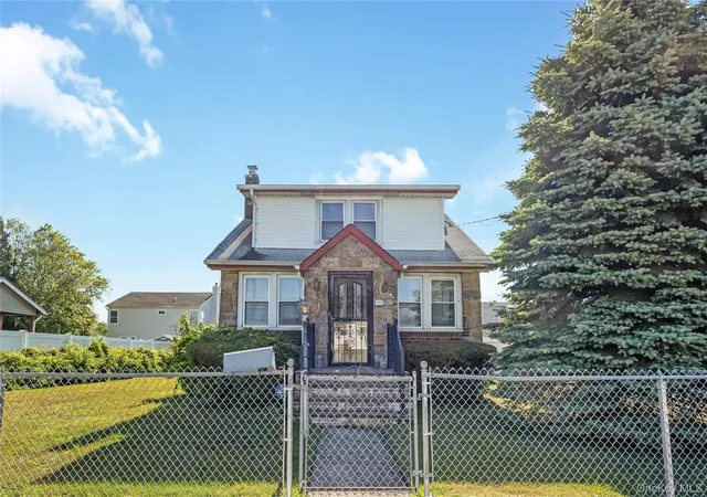 1st image of 38 Buchanan Ave, Babylon, NY 11701 | MLS# 1019032