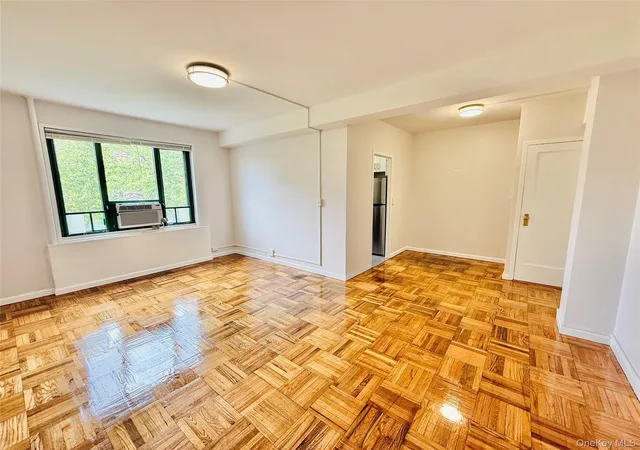 Photo 3 of Sale Pending at 1680 Metropolitan #6D, Bronx, NY 10462 | MLS# 1019057 | Listing updated on 2026-07-22