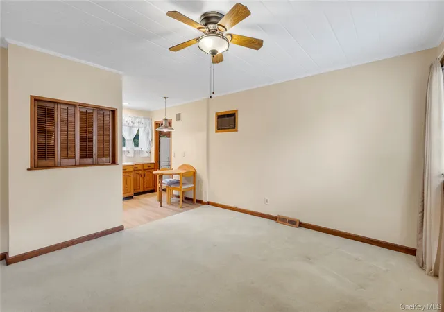 4th image of 1580 N Gardiner Dr, Bay Shore, NY 11706 | MLS# 1019062