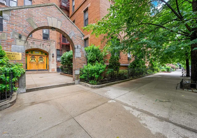 2nd image of 41-42 42Nd St, Sunnyside, NY 11104