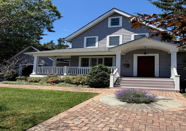 Photo 2 of Sale Pending at 23 Annetta Ave, Northport, NY 11768 | MLS# 1019077 | Listing updated on 2026-08-26