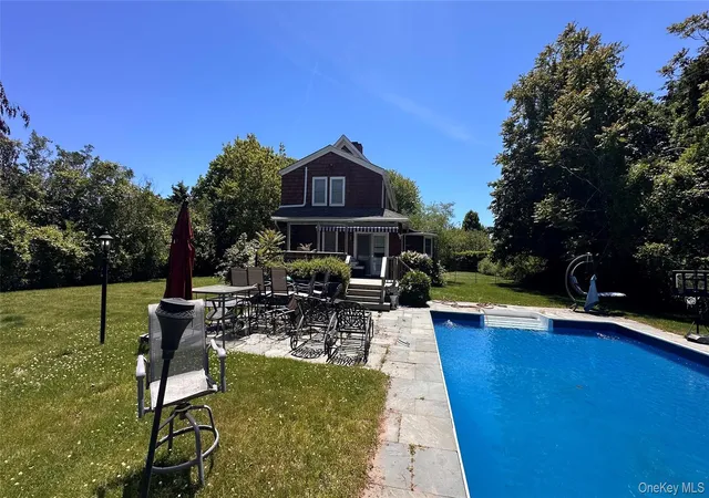1st image of 10 Kerrie Ct, Southampton, NY 11968 | MLS# 1019081