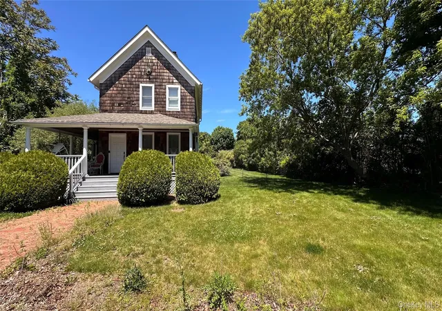 5th image of 10 Kerrie Ct, Southampton, NY 11968 | MLS# 1019081