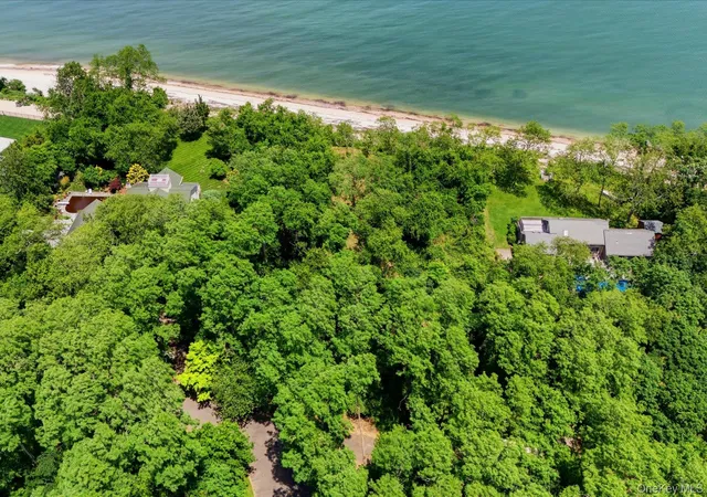 5th image of 75 Pettys Dr, Orient, NY 11957 | MLS# 1019090