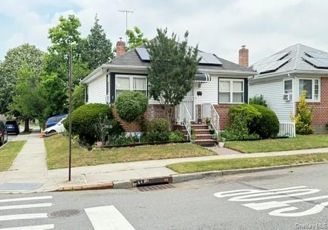 Photo 1 of Single family home for sale at 24203 131st Road, Rosedale, NY 11422 | MLS# 1019098 | Listing updated on 2026-06-30