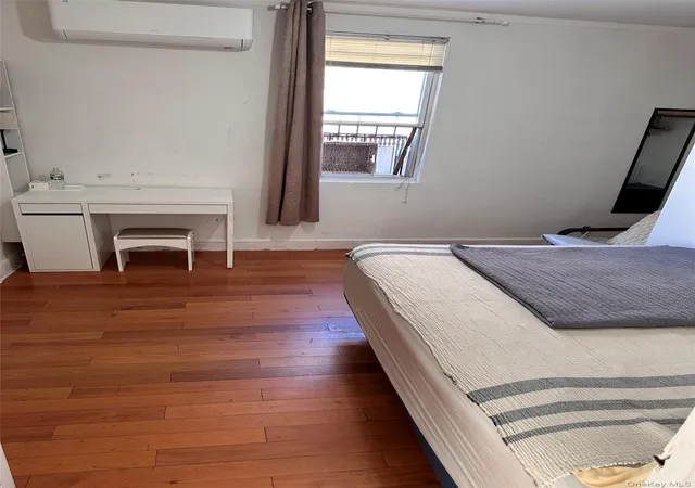 Photo 3 of Single family home for sale at 13611 Carlton Pl, New York, NY 11354 | MLS# 1019099 | Listing updated on 2026-07-31
