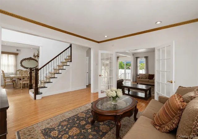 5th image of 22 Putters Ct, New York, NY 10301 | MLS# 1019136