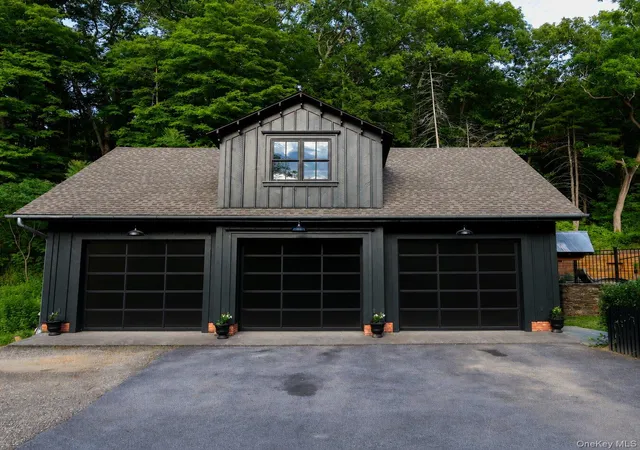Homes for sale in Hyde Park, NY | 5012 Albany Post, Hyde Park, NY 12580 | MLS# 1019148