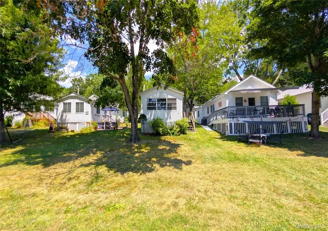 Homes for sale in Beekman, NY | 40 Gardenia Cir #40, Beekman, NY 12533 | MLS# 1019180