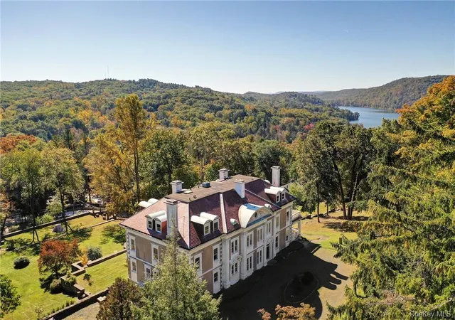 1st image of 118 Tower Hill Rd W, Tuxedo Park, NY 10987 | MLS# 1019191