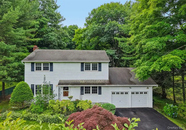 Photo 3 of Sale Pending at 5 Lacona Rd, Carmel, NY 10541 | MLS# 1019218 | Listing updated on 2026-09-19