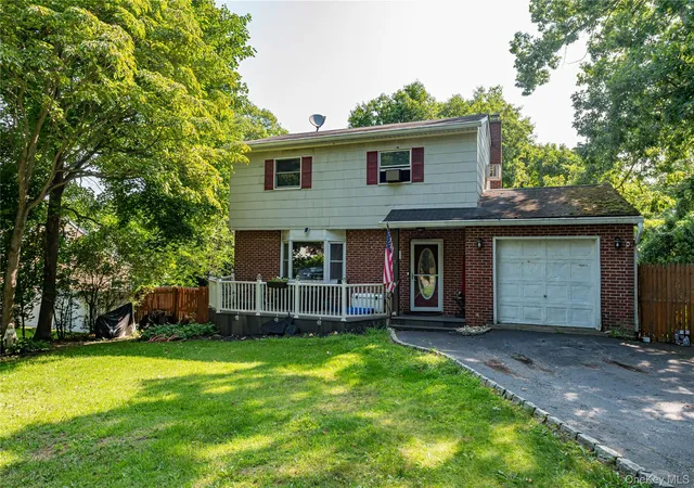 Photo 1 of Sale Pending at 11 Berkshire Dr, Brookhaven, NY 11784 | MLS# 1019225 | Listing updated on 2026-09-19