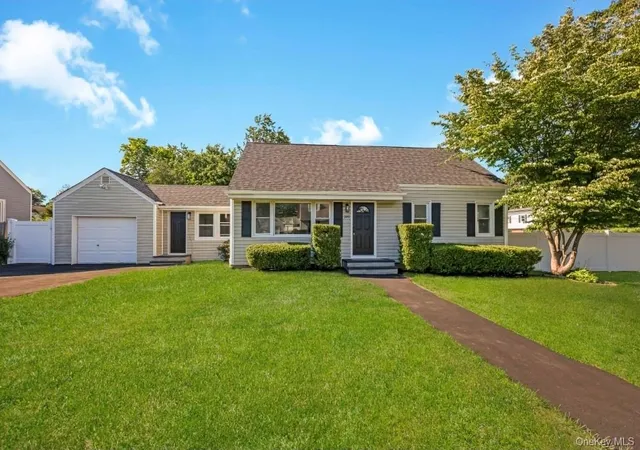 1st image of 200 4th Ave, Huntington, NY 11731 | MLS# 1019234