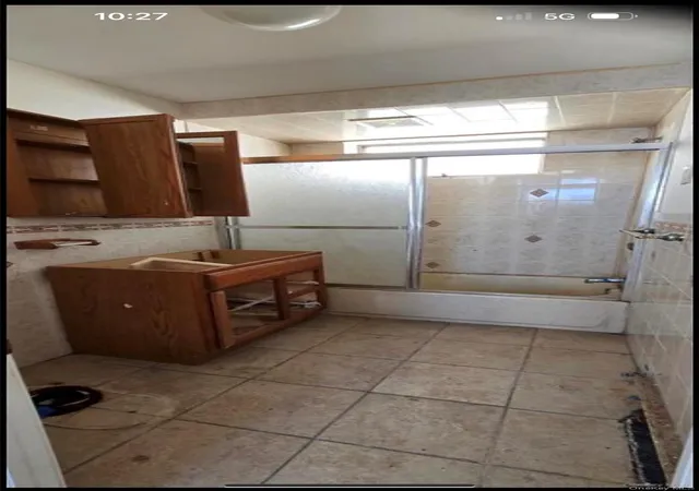 Photo 2 of Single family home for sale at 9960 164th Road, New York, NY 11414 | MLS# 1019244 | Listing updated on 2026-09-06