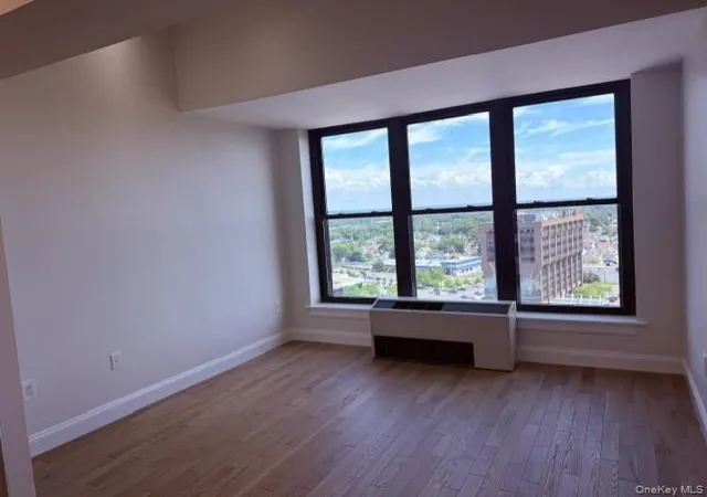 Homes for sale in New Rochelle, NY | 100 New Roc City Place, New Rochelle, NY 10801 | Houzeo