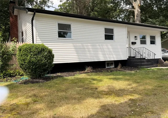 1st image of 221 State Ave, Babylon, NY 11798 | MLS# 1019258