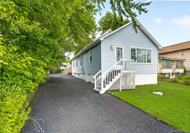Homes for sale in Middletown, NY | 68 Ridgewood Ave, Middletown, NY 10940 | MLS# 1019263