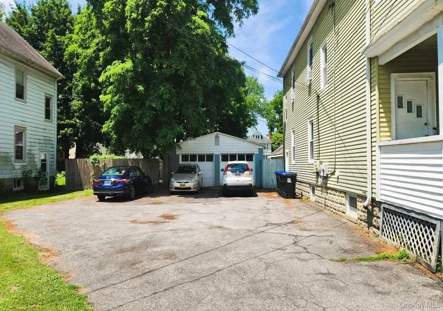 5th image of 51 Lincoln Ave, Poughkeepsie, NY 12601 | MLS# 1019265
