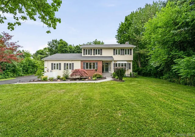 Homes for sale in Fishkill, NY | 10 Concord Rd, Fishkill, NY 12524 | MLS# 1019273