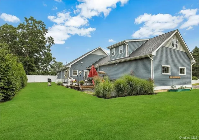 32nd image of 30 Island Blvd, Bohemia, NY 11716 | MLS# 1019275