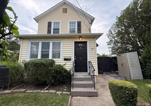 Homes for sale in Oyster Bay, NY | 42 Whitney Ave, Oyster Bay, NY 11791 | MLS# 1019290