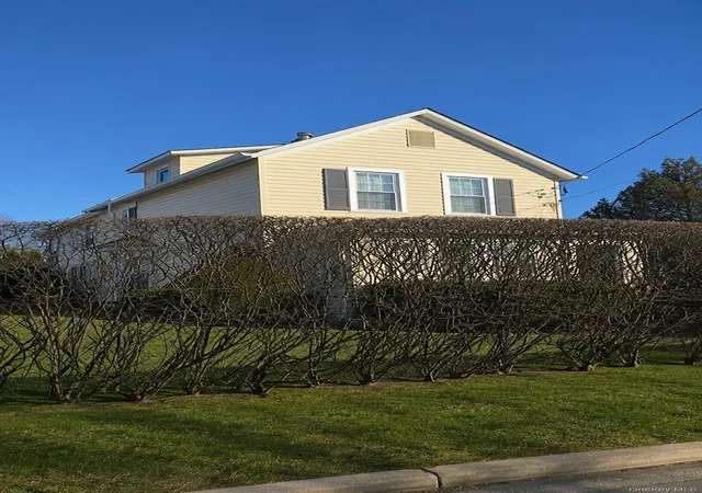 Homes for sale in Oyster Bay, NY | 42 Whitney Ave, Oyster Bay, NY 11791 | MLS# 1019290