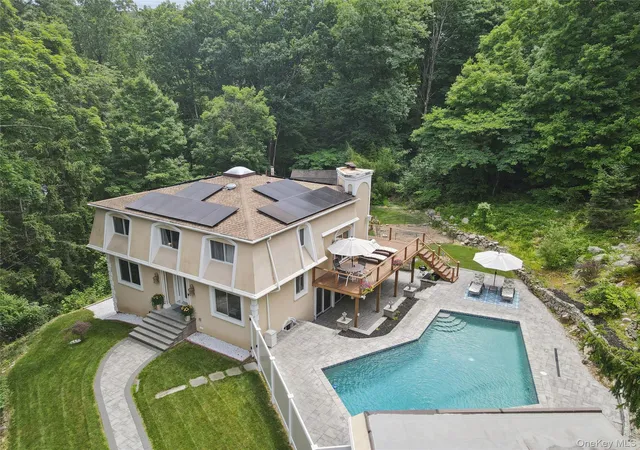 Homes for sale in Haverstraw, NY | 341 Call Hollow Rd, Haverstraw, NY 10980 | MLS# 1019327