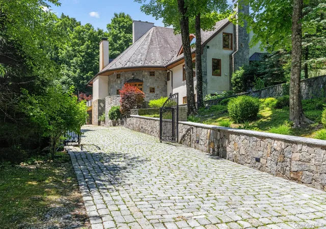 Homes for sale in Ossining, NY | 23 Inningwood Rd, Ossining, NY 10562 | MLS# 1019351