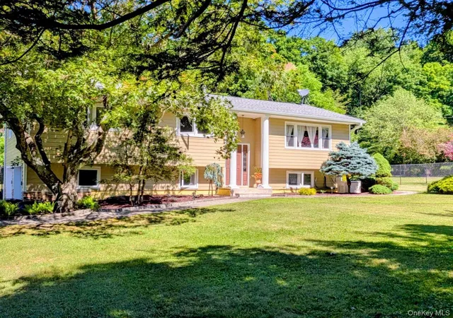 Homes for sale in Southeast, NY | 415 Allview Ave, Southeast, NY 10509 | MLS# 1019362