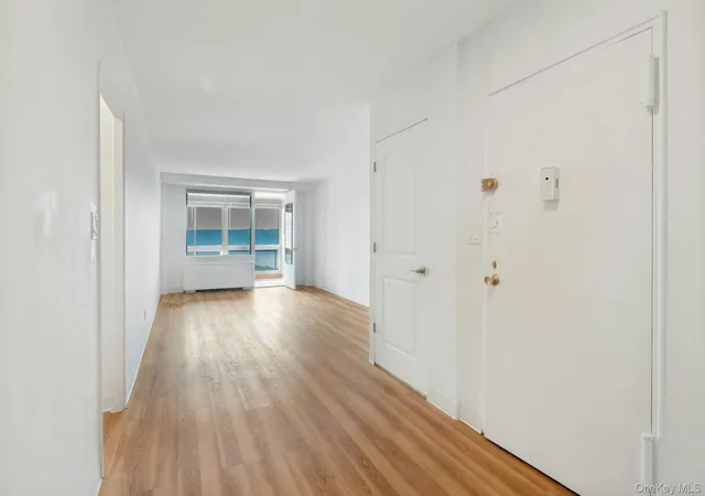 4th image of 4705 Henry Hudson Parkway #15C, Bronx, NY 10471 | MLS# 1019363