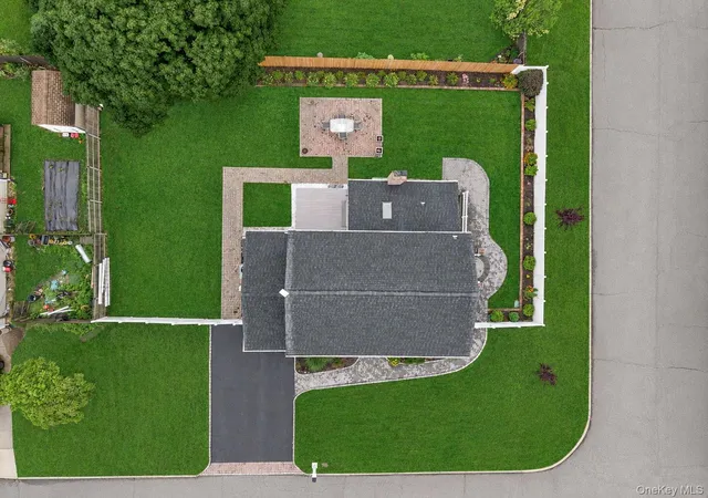 4th image of 62 Oneida Ave, South Setauket, NY 11720 | MLS# 1019373